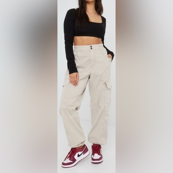 𝅺08 - Garage - Brianna Bubble Pant - Picture 1 of 6